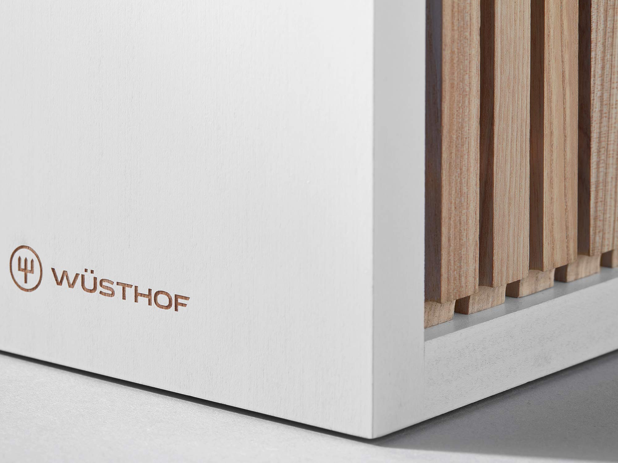 w-sthof-classic-white-bloc-5-couteaux-chef-20-cm-pain-20-cm-tranchelard-20-cm-of image 5