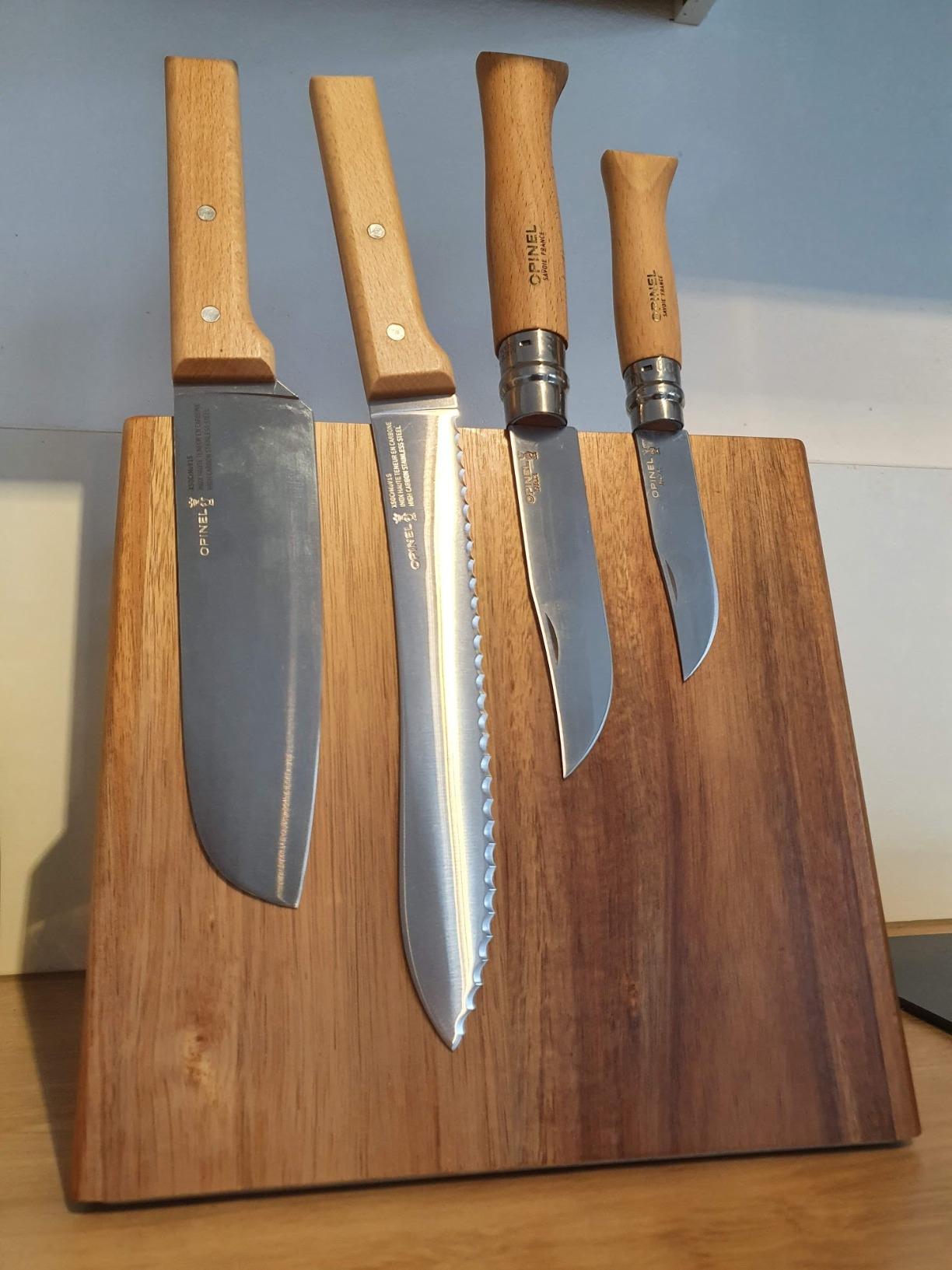 Bon couteau à pain, fidèle à la marque