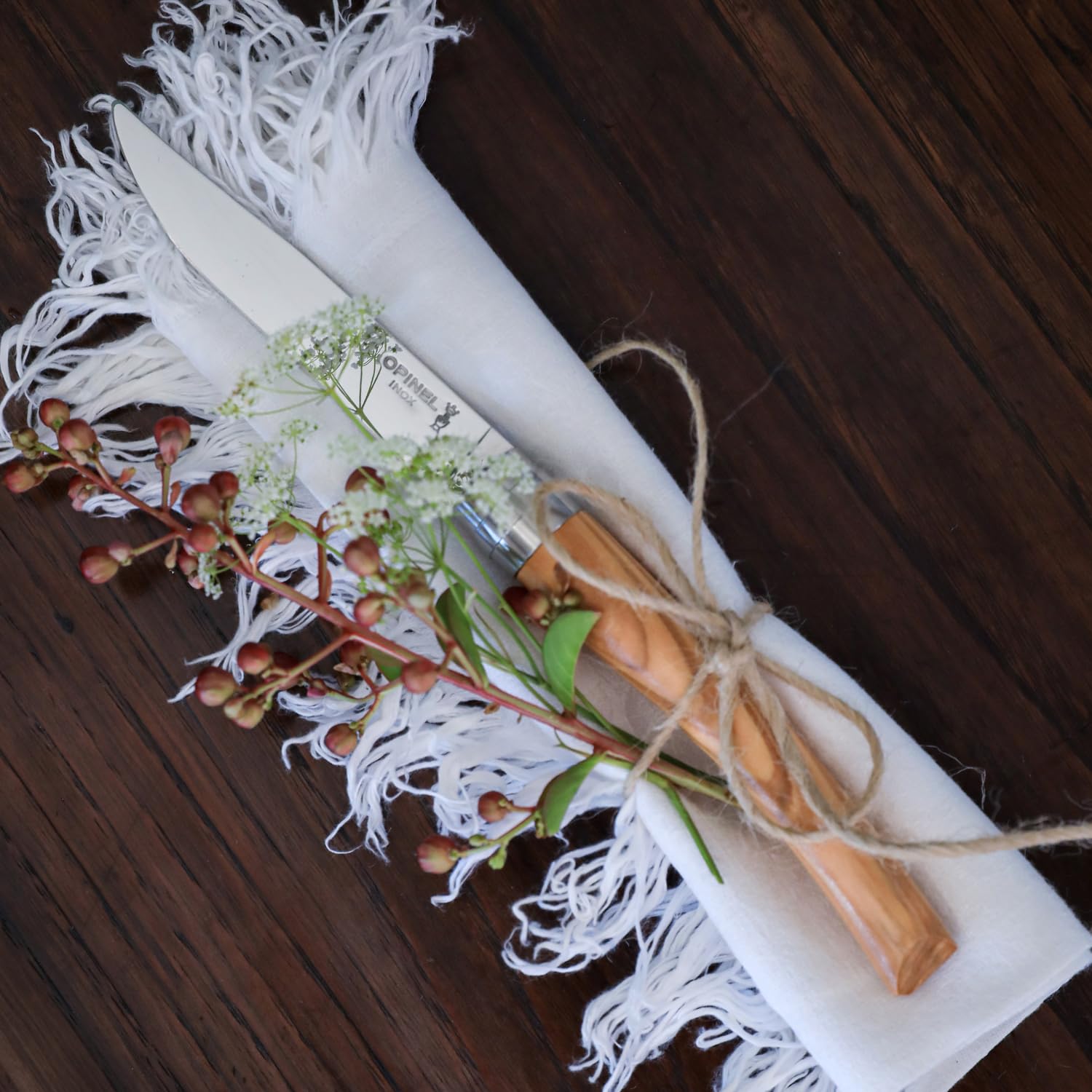 opinel-coffret-table-chic-olivier-4-couteaux-de-table-lame-yatagan-acier-inoxyda image 6