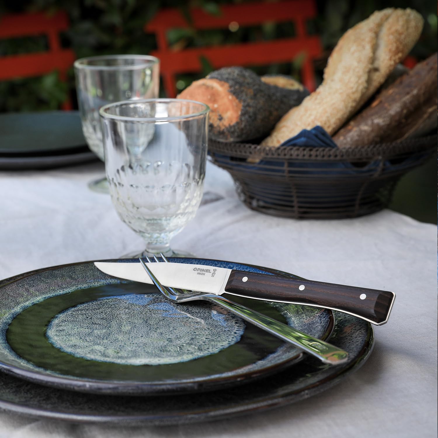 opinel-coffret-de-4-couteaux-de-table-facette-fr-ne-sombre-lame-lisse-pleine-soi image 7