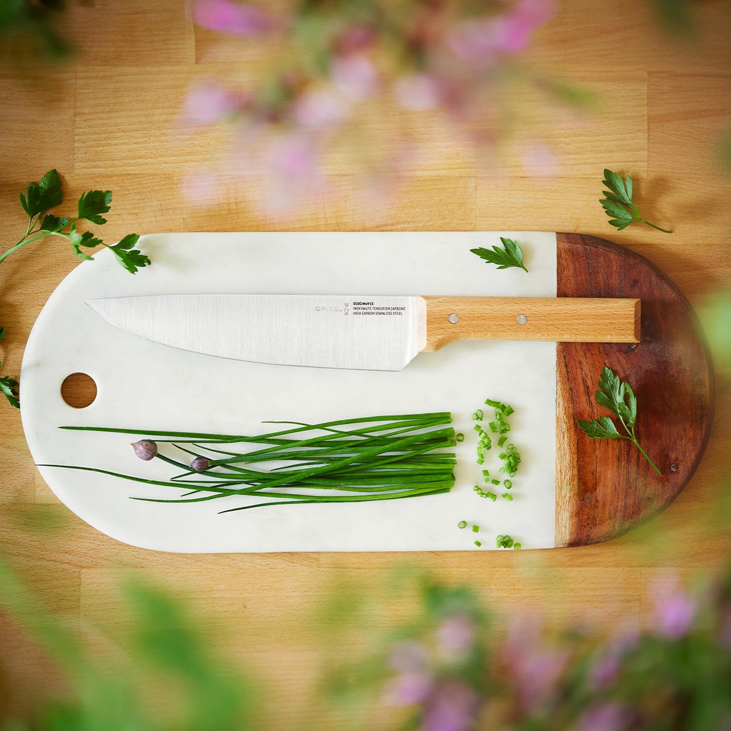 opinel-n-118-couteau-de-chef-parall-le-lame-acier-inoxydable-manche-h-tre-fabric image 3