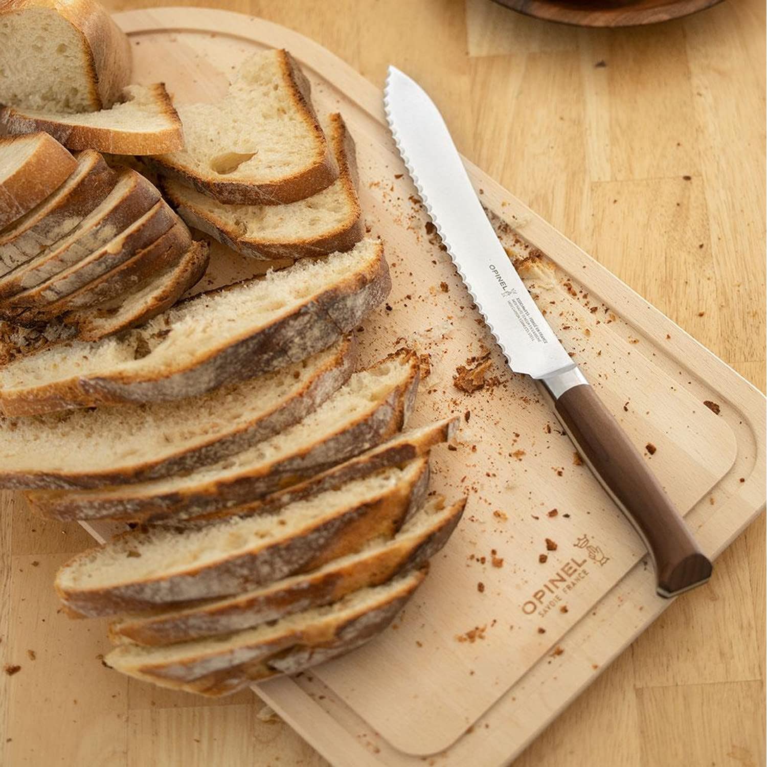 opinel-planche-d-couper-la-grande-en-h-tre-275-x-470-mm-rigole-et-r-servoir-jus- image 4