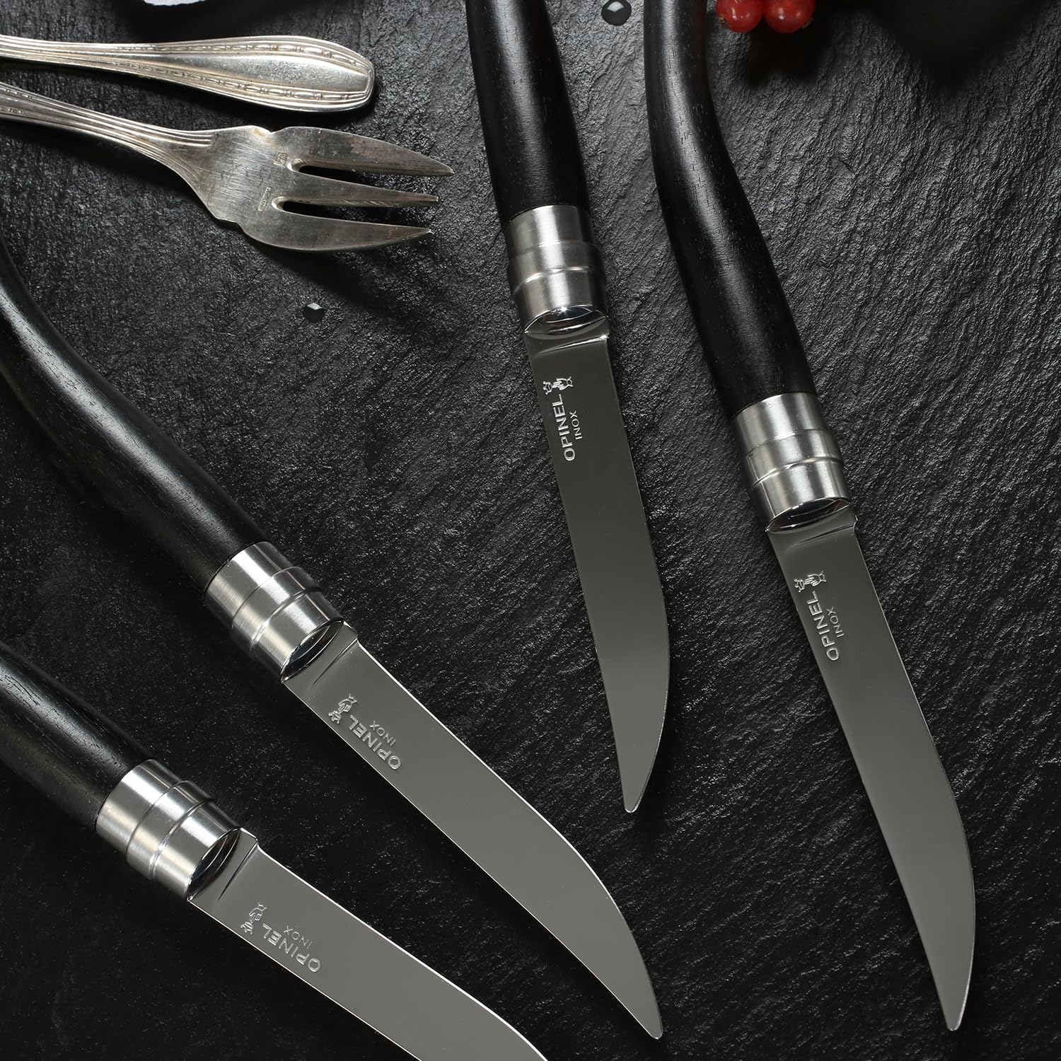 opinel-coffret-table-chic-b-ne-set-de-4-couteaux-de-table-lame-yatagan-en-acier- image 4