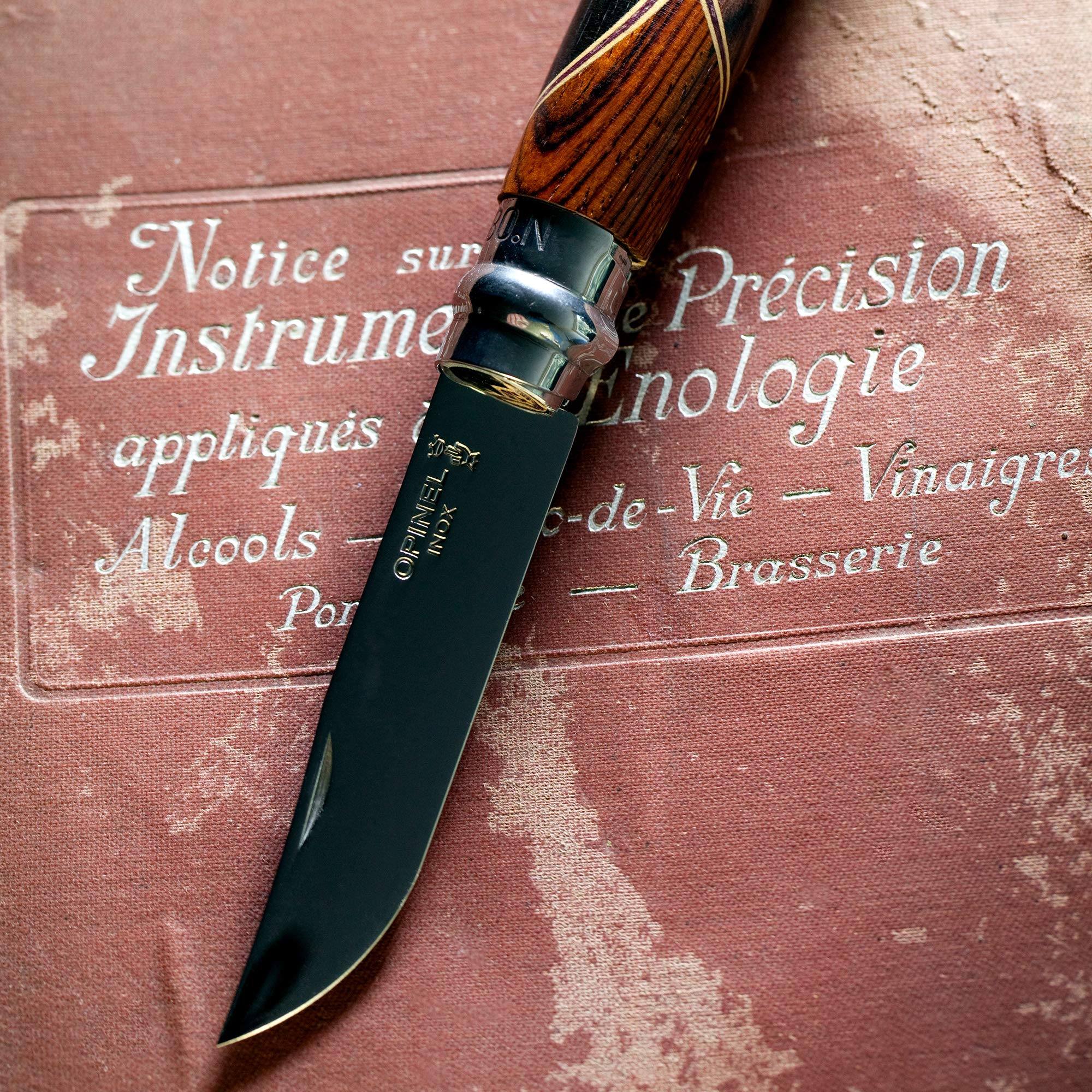 opinel-n-08-couteau-pliant-lame-inox-finition-miroir-manche-chaperon-en-bouleau- image 6